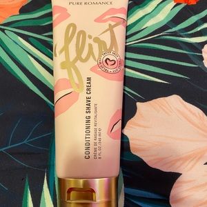 Shaving cream flirt and sensitive skin